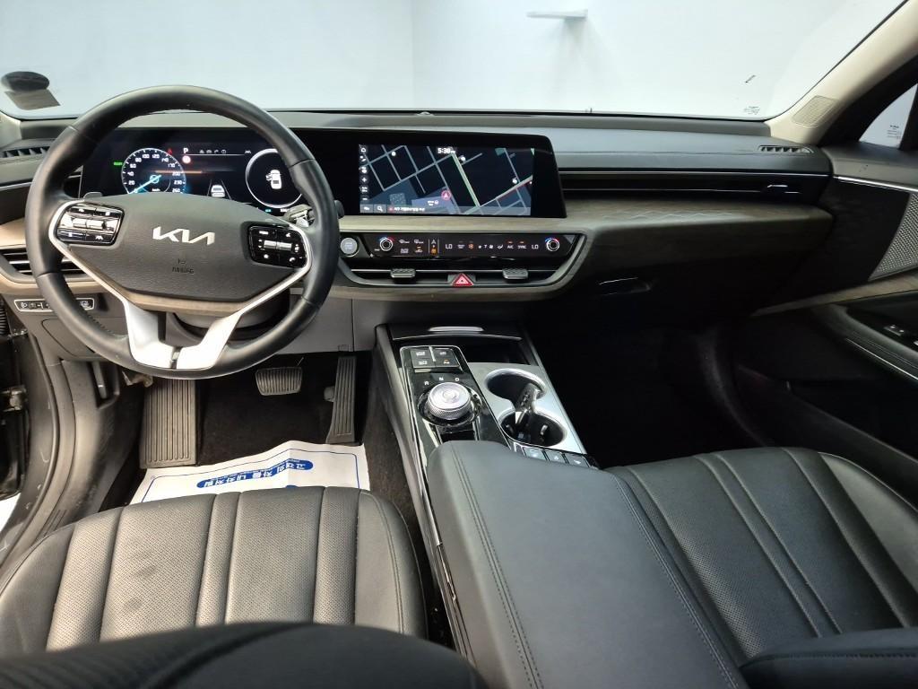 KIA K8 - Vista 7
