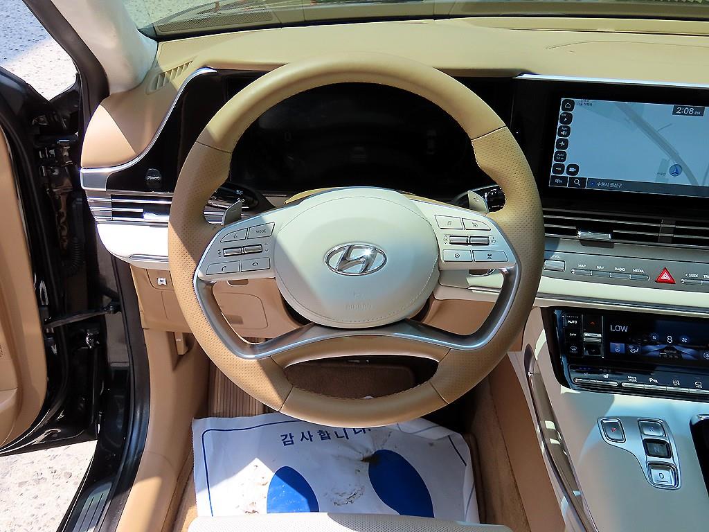 HYUNDAI Grandeur - Vista 8