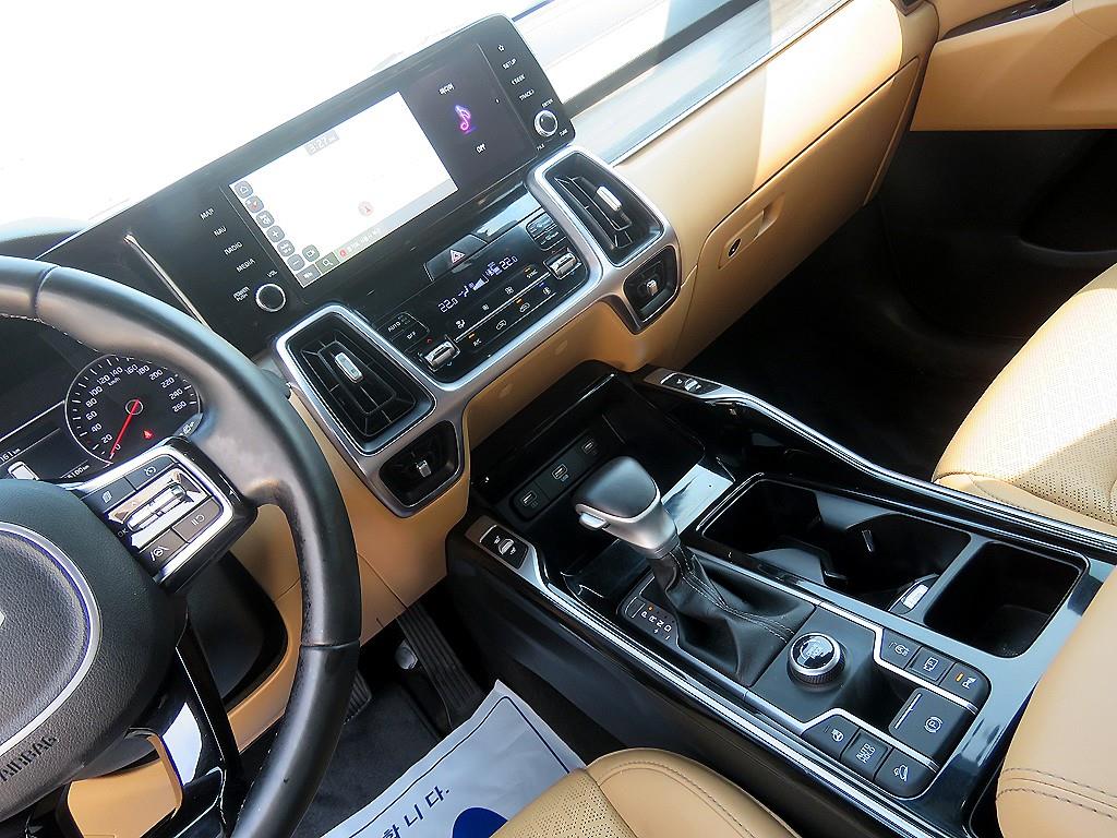 KIA Sorento - Vista 11