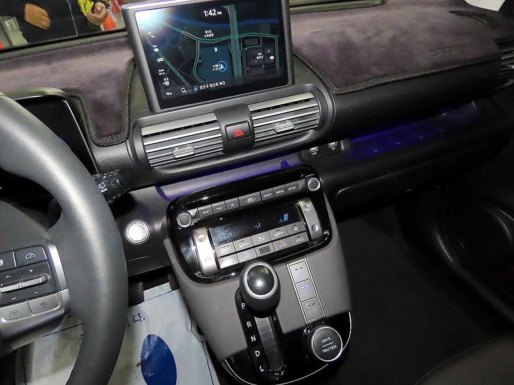 HYUNDAI Casper - Vista 11
