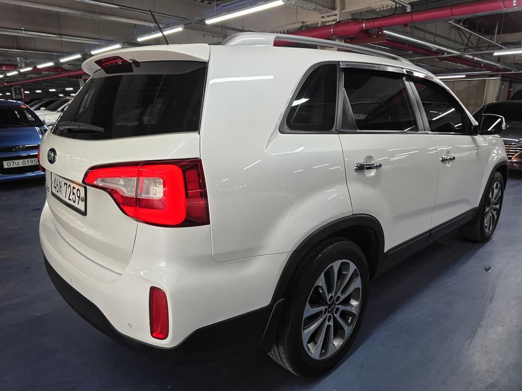KIA Sorento - Vista 4