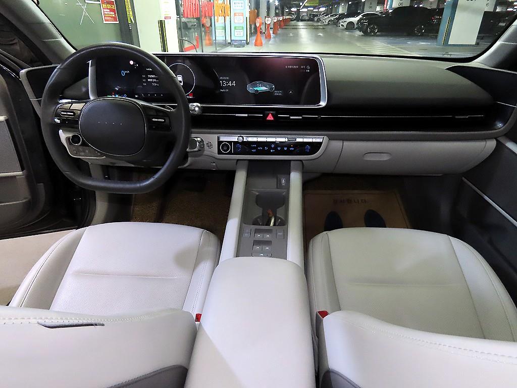 HYUNDAI Ioniq 6 - Vista 10
