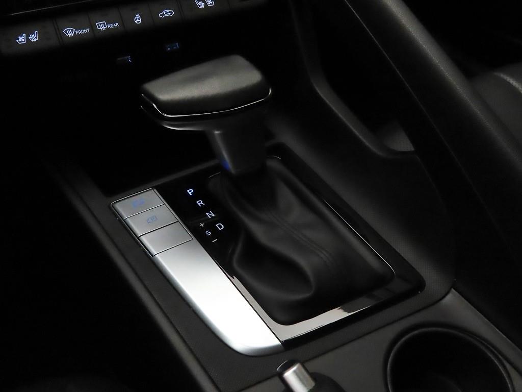 HYUNDAI Avante - Vista 11
