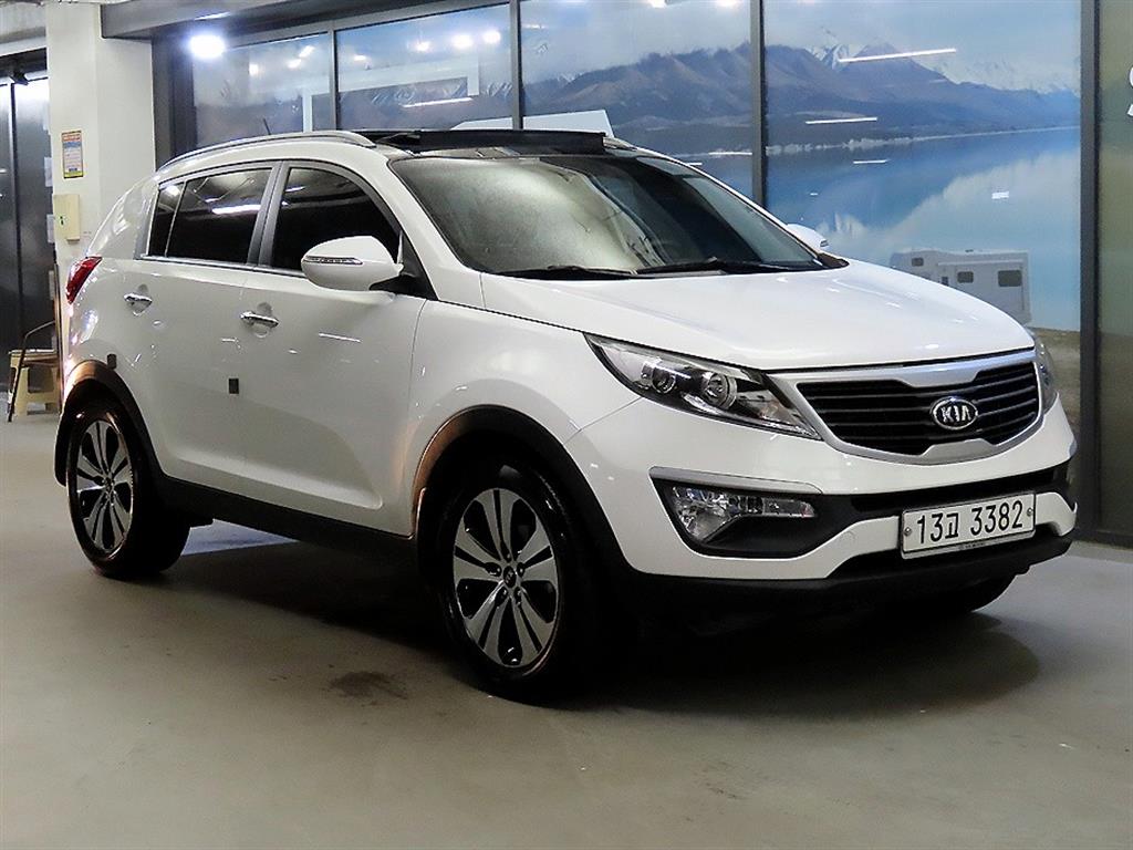 KIA Sportage 2011 Blanco - Importación desde Corea - HF Imports Iquique - Foto 1