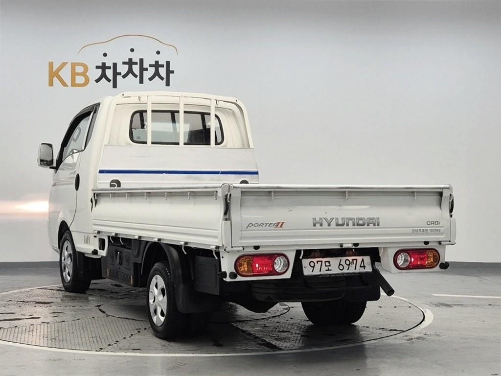 Small Truck Cargo (small) - Vista 2