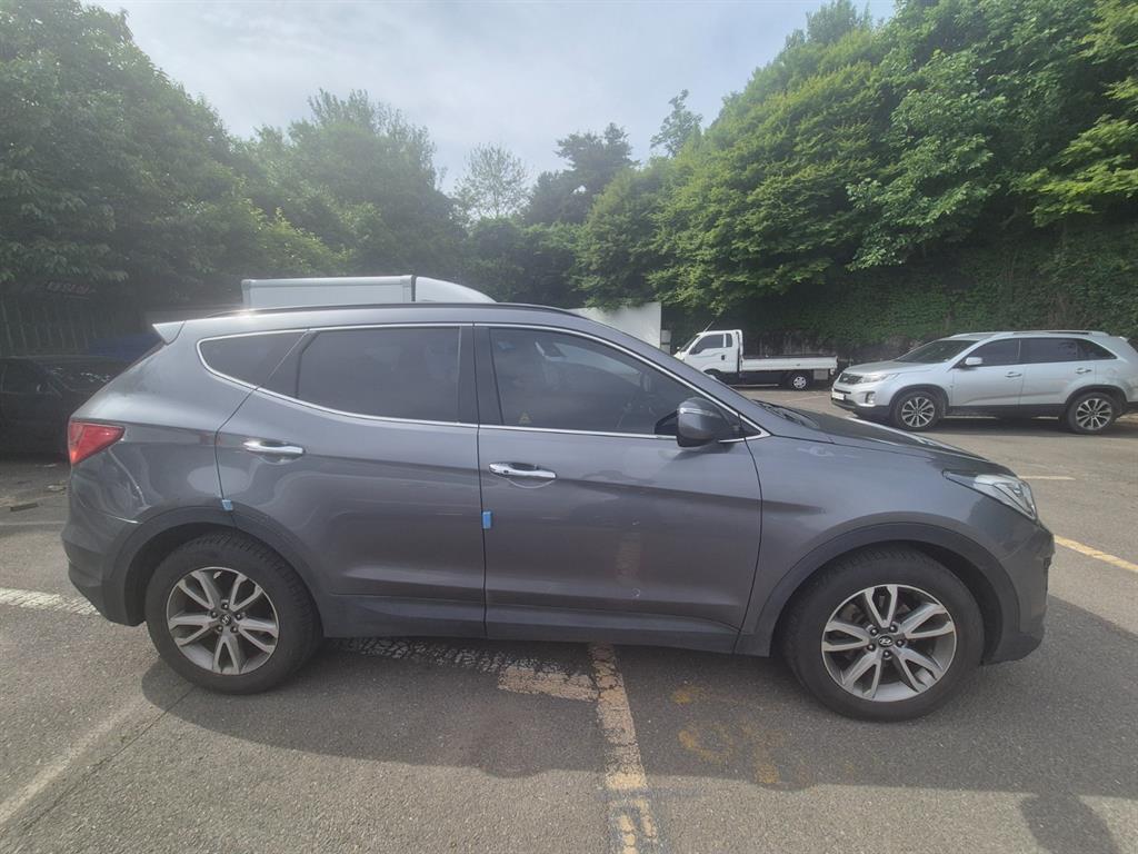 HYUNDAI Santa Fe - Vista 2