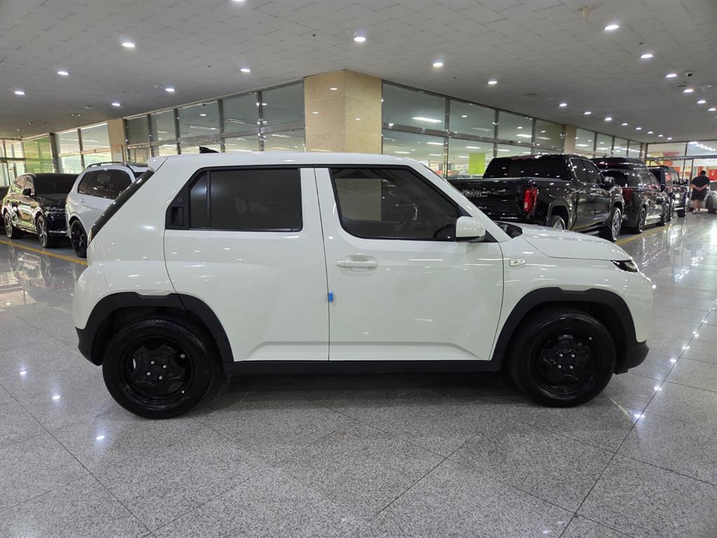 HYUNDAI Casper - Vista 5