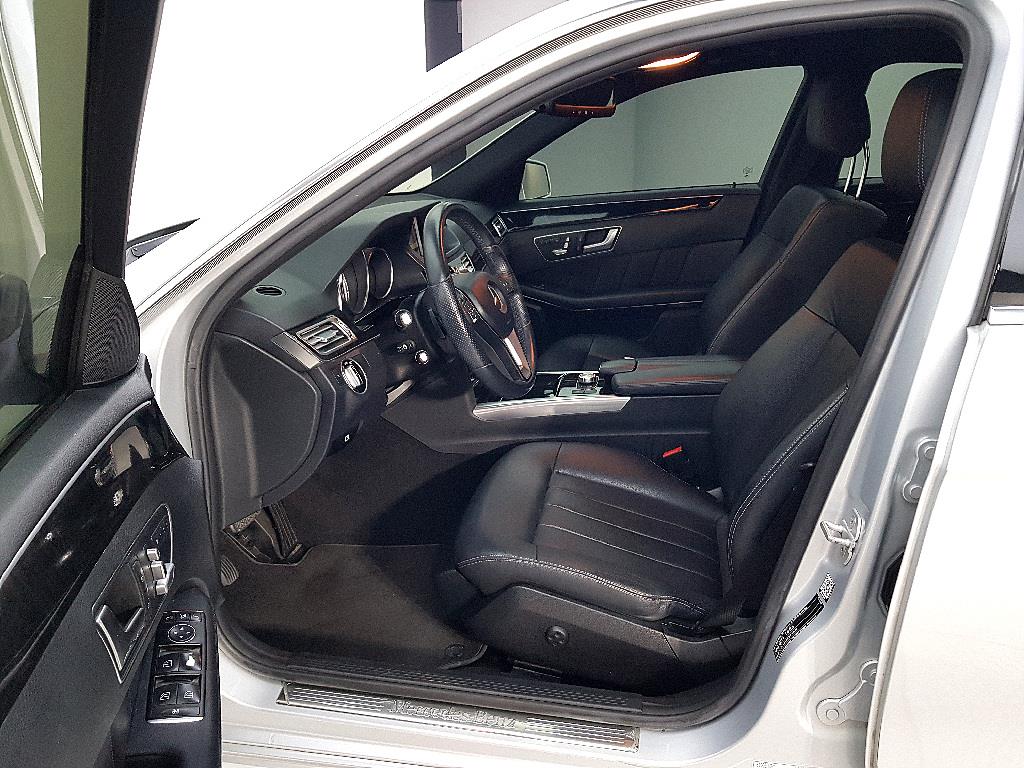Mercedes Benz E class - Vista 8