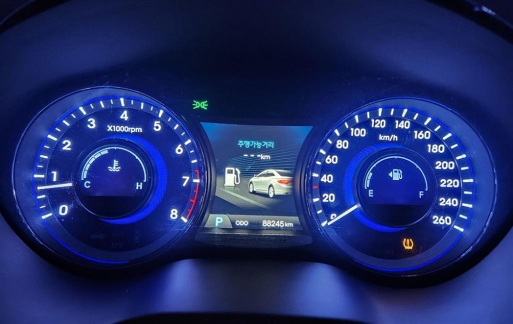 HYUNDAI Grandeur 2014 Blanco - Importación desde Corea - HF Imports Iquique - Foto 13