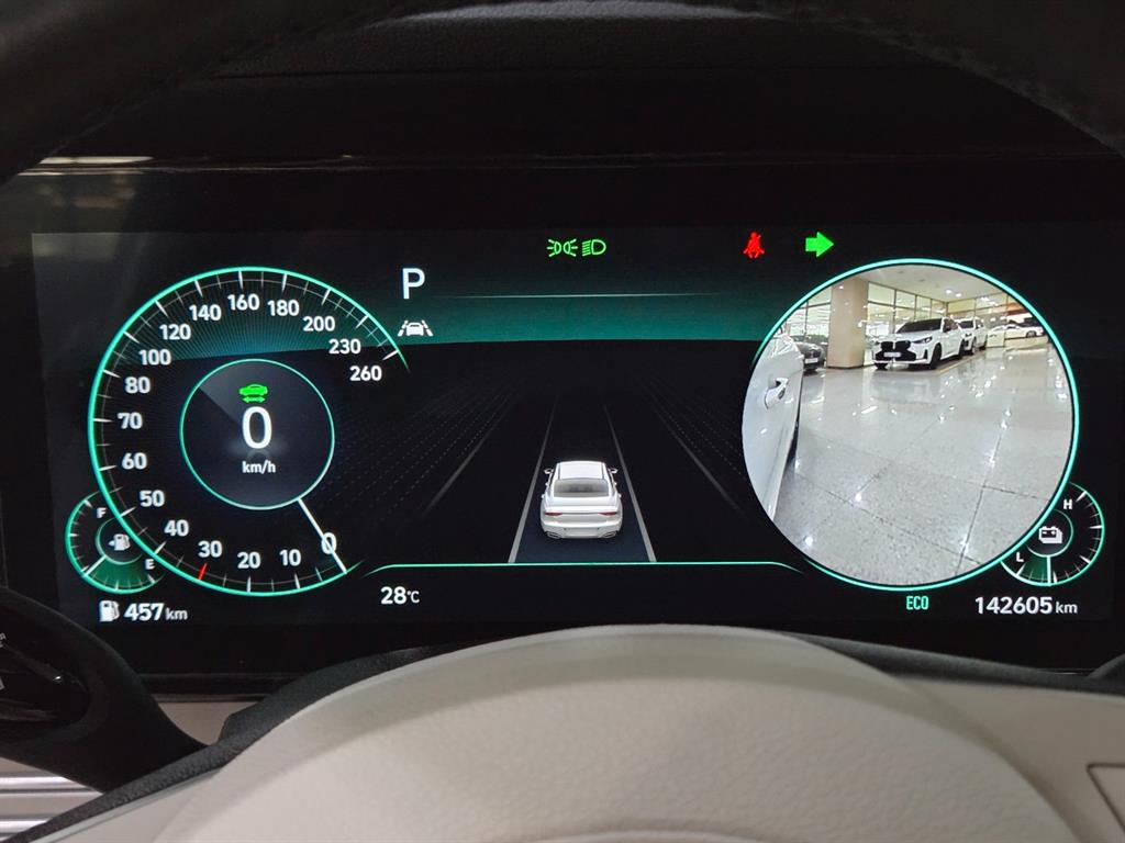 HYUNDAI Grandeur - Vista 10