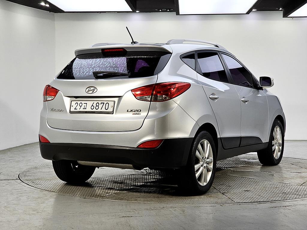 HYUNDAI Tucson - Vista 4