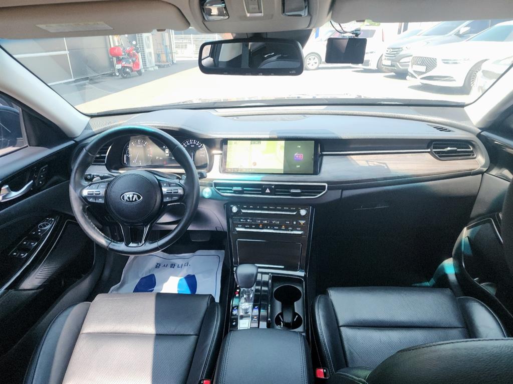 KIA K7 - Vista 6