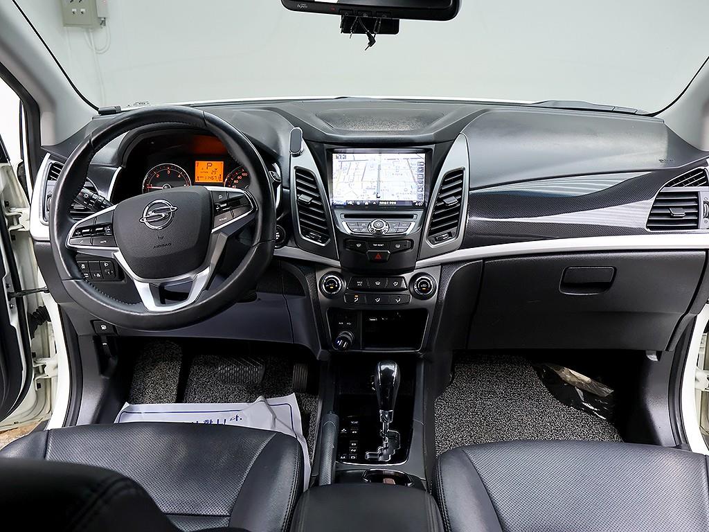 Ssangyong Korando - Vista 9