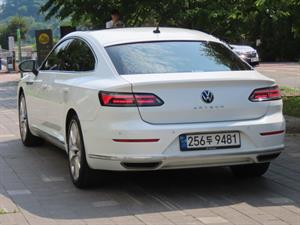 Volkswagen Arteon - Vista 8