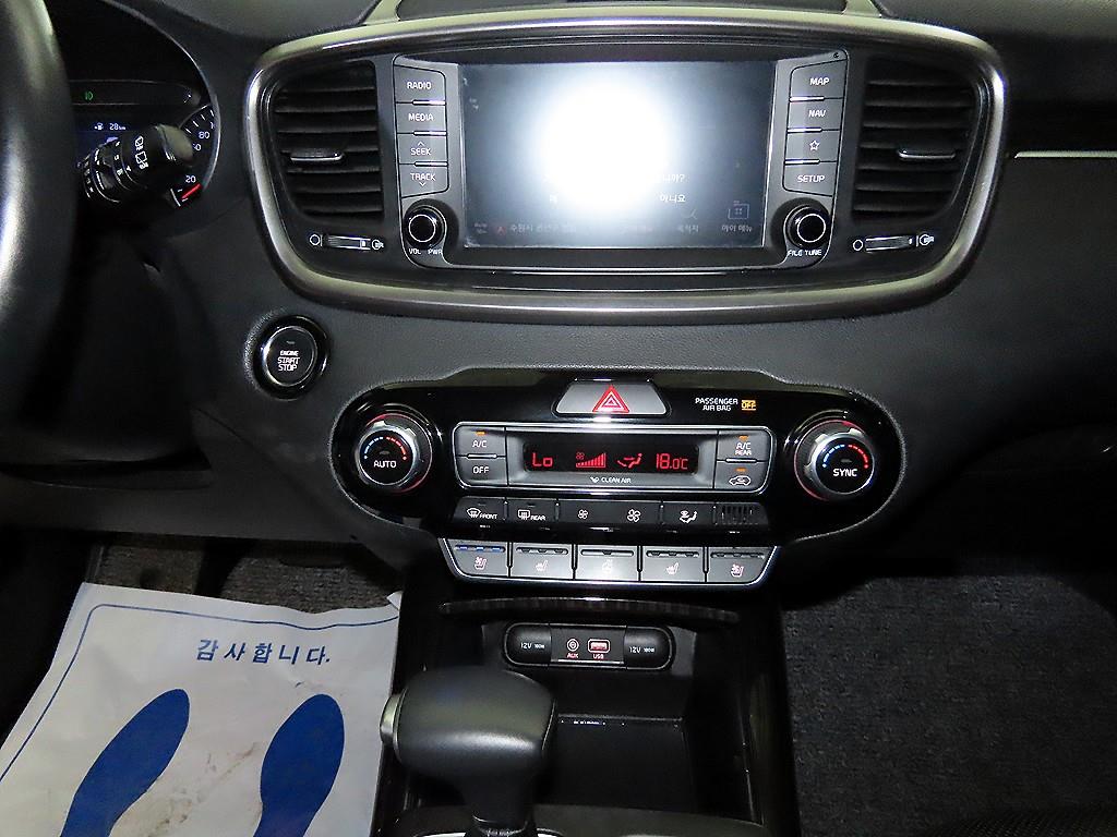 KIA Sorento - Vista 11