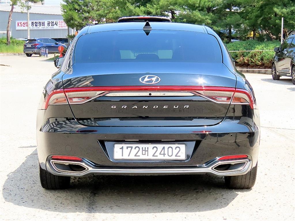 HYUNDAI Grandeur - Vista 4
