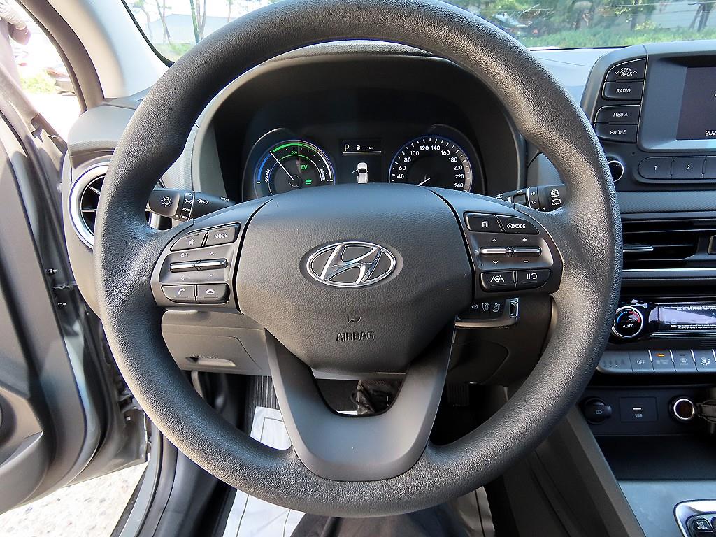 HYUNDAI Kona - Vista 8