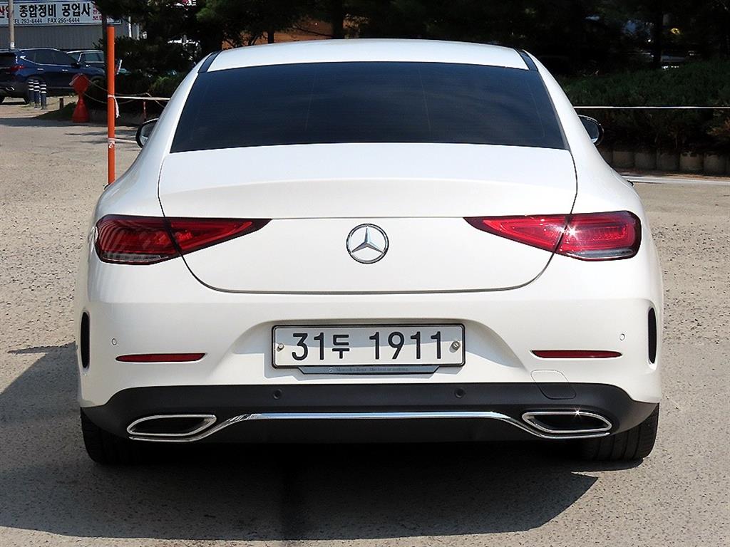 Mercedes Benz CLS Class - Vista 4
