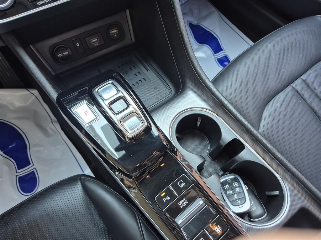 HYUNDAI Sonata - Vista 12