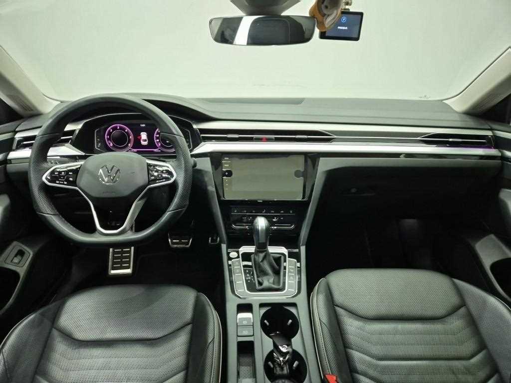 Volkswagen Arteon - Vista 7
