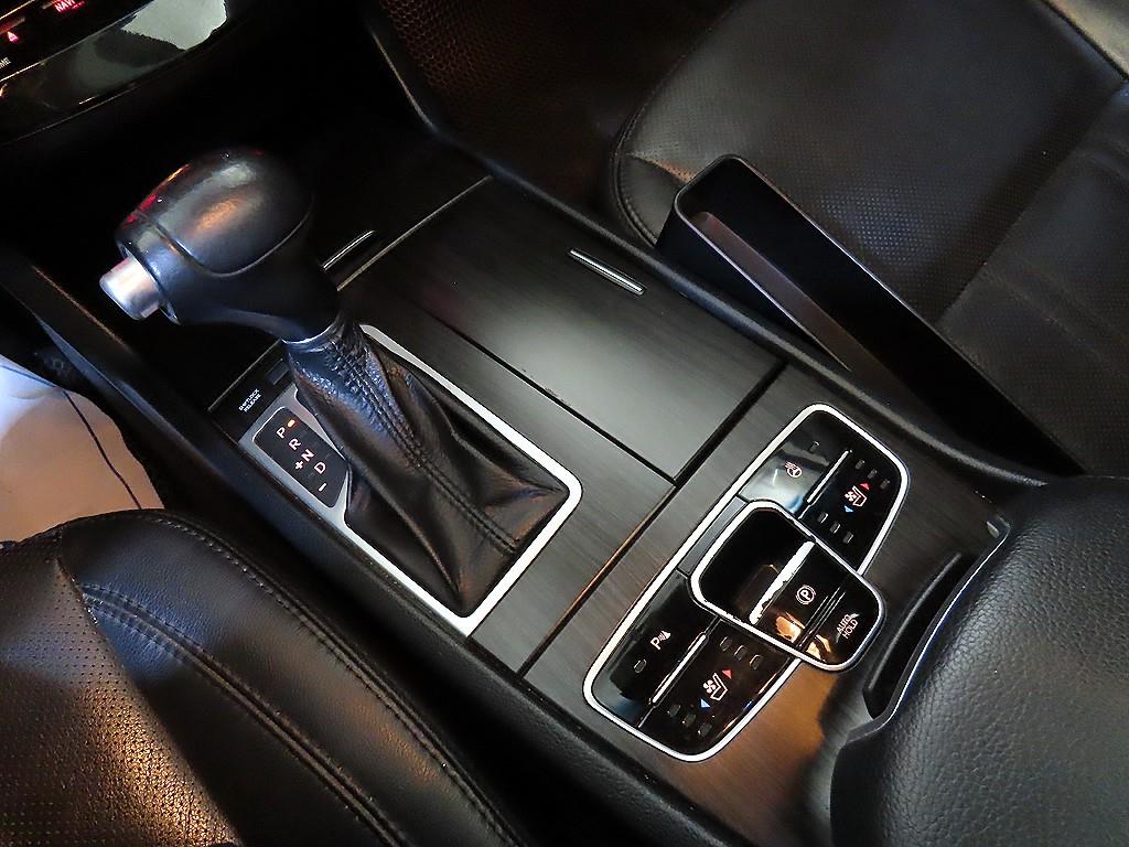 KIA K7 - Vista 12
