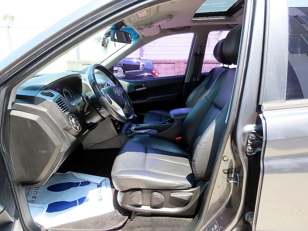 Ssangyong Korando - Vista 5