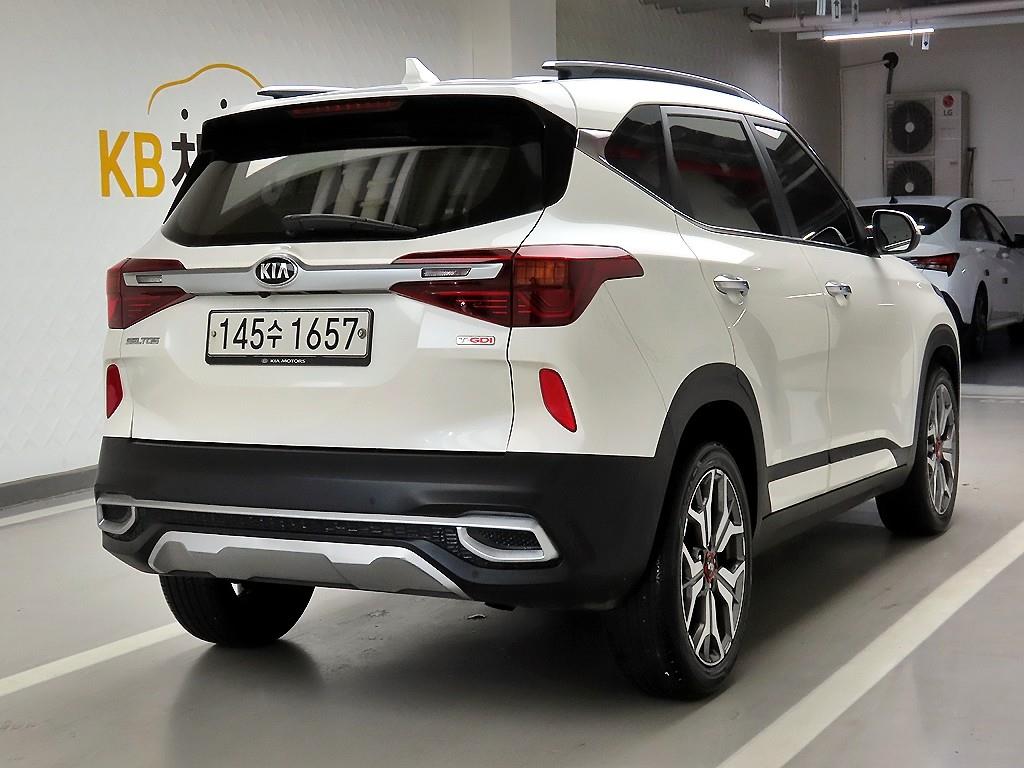 KIA Seltos - Vista 4