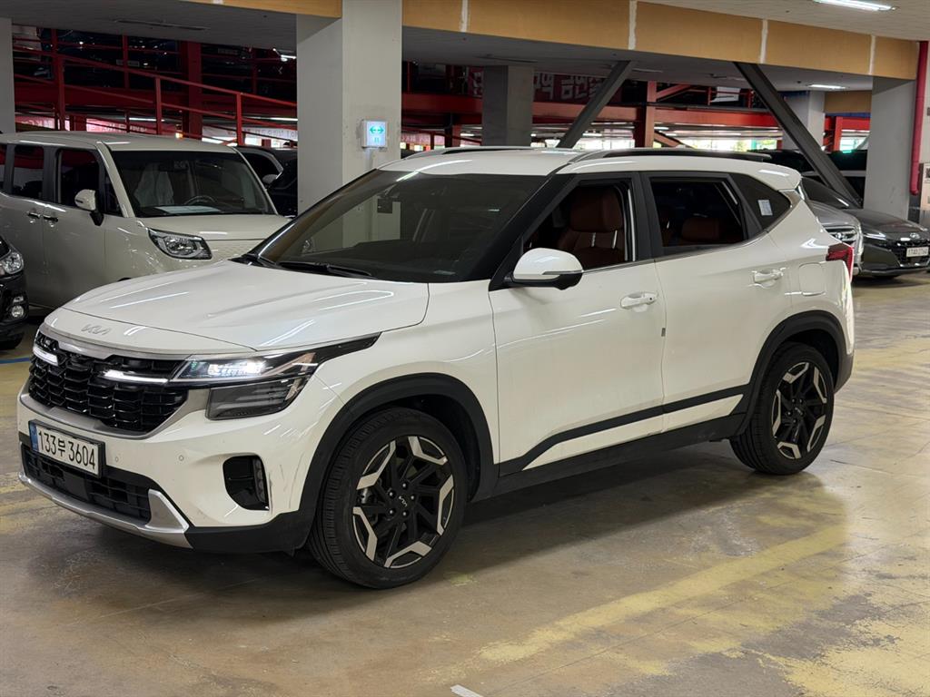 KIA Seltos 2023 Blanco - Importación desde Corea - HF Imports Iquique - Foto 1