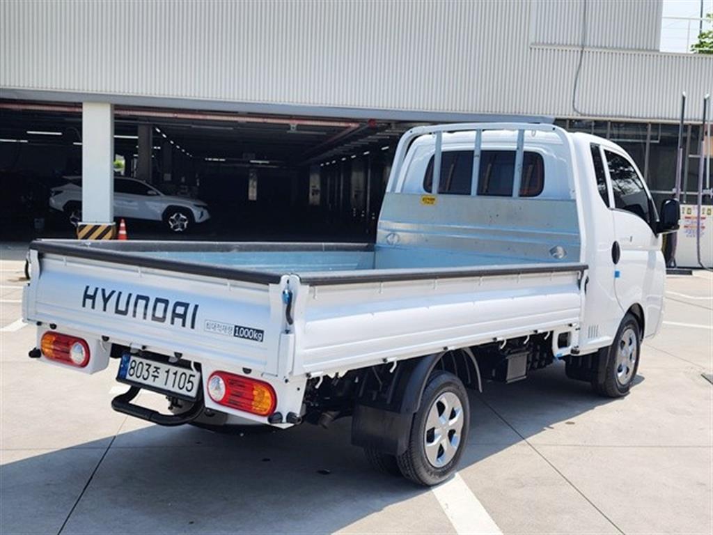Small Truck Cargo (small) - Vista 2