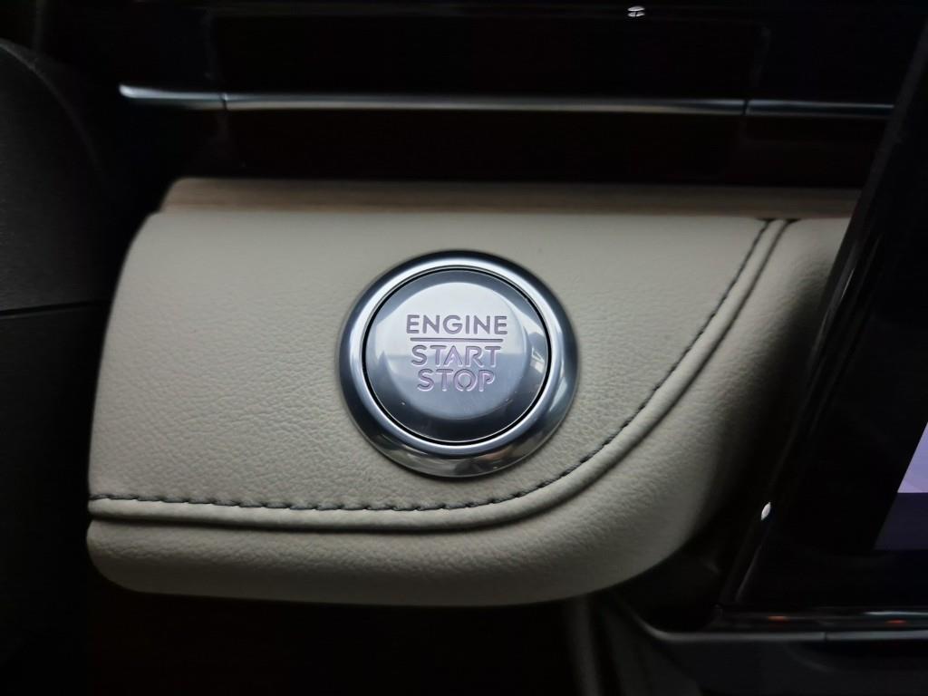 Lincoln Nautilus 2025 Negro - Importación desde Corea - HF Imports Iquique - Foto 17