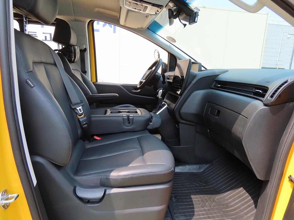 HYUNDAI Staria - Vista 6