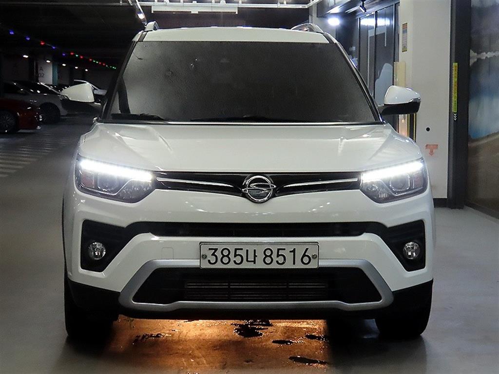 Ssangyong Tivoli - Vista 2