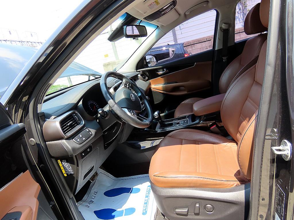 KIA Sorento - Vista 5