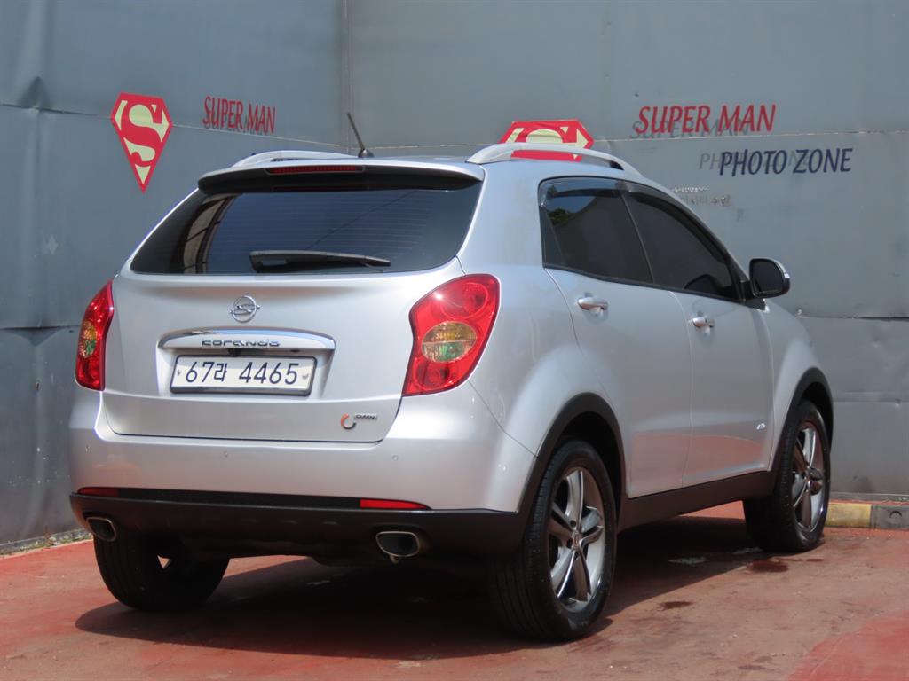 Ssangyong Korando - Vista 5