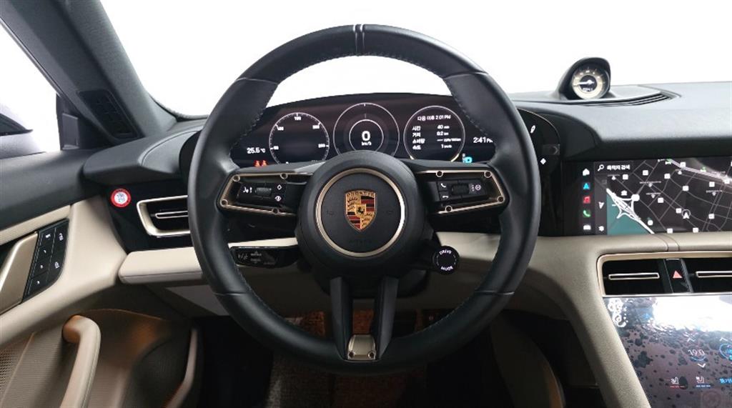 Porsche Taycan 2022 Negro - Importación desde Corea - HF Imports Iquique - Foto 13