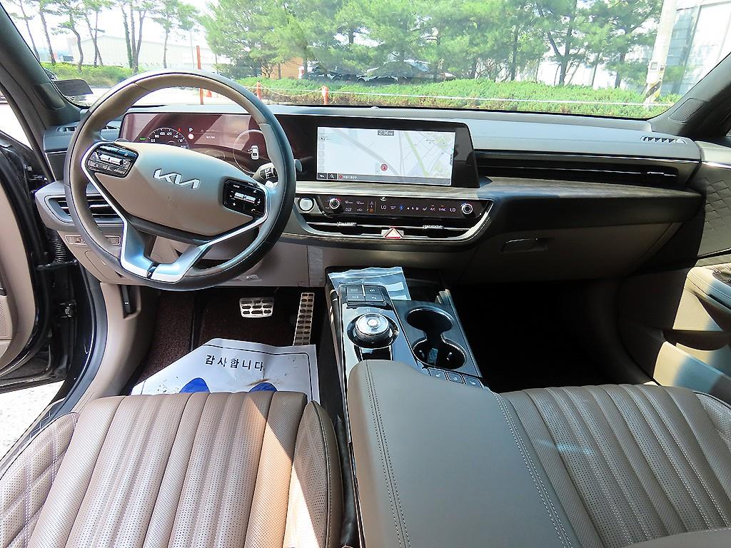KIA K8 - Vista 7