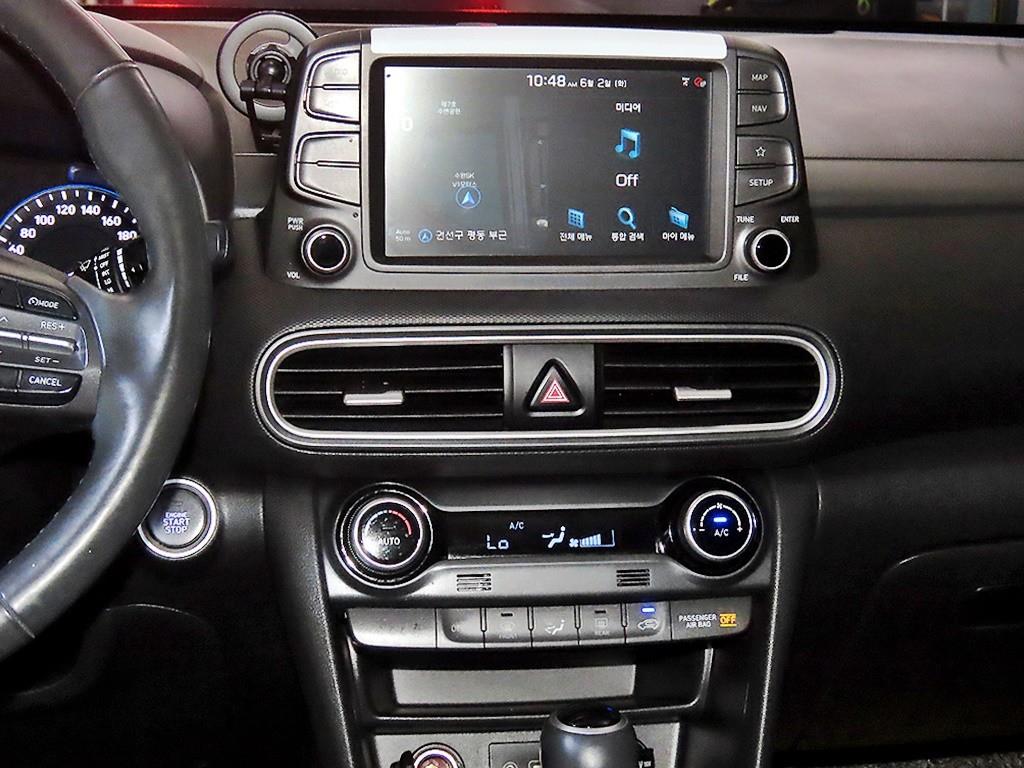 HYUNDAI Kona - Vista 11