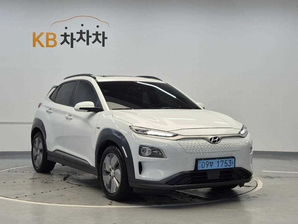 HYUNDAI Kona - Vista 4
