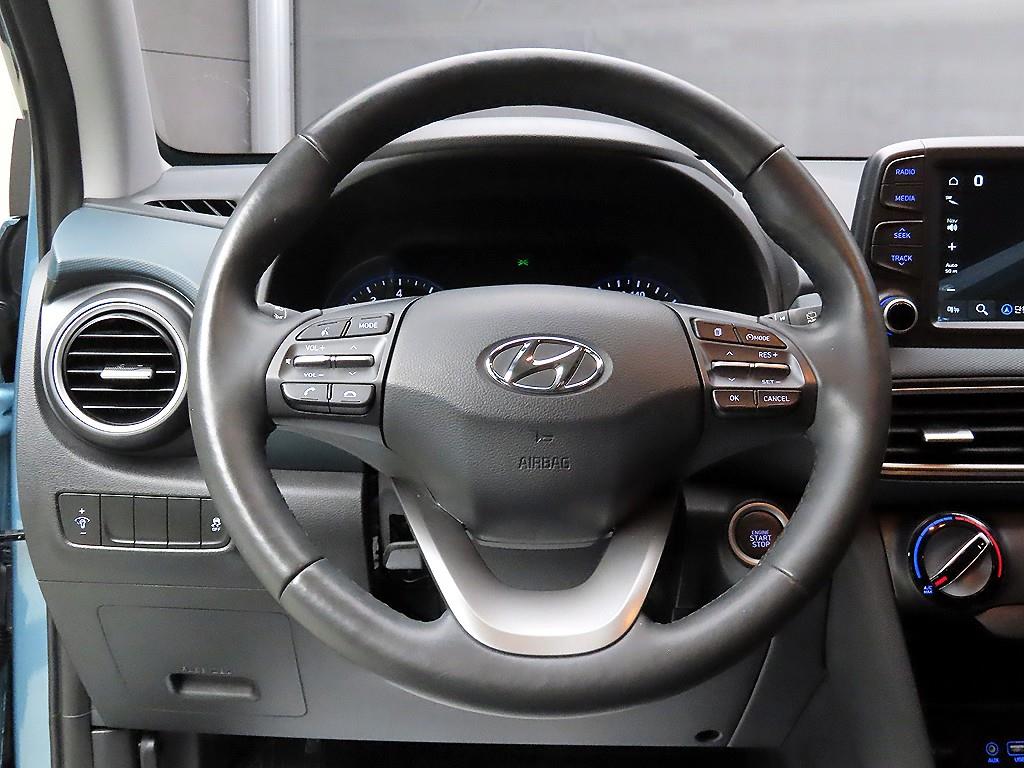HYUNDAI Kona - Vista 9