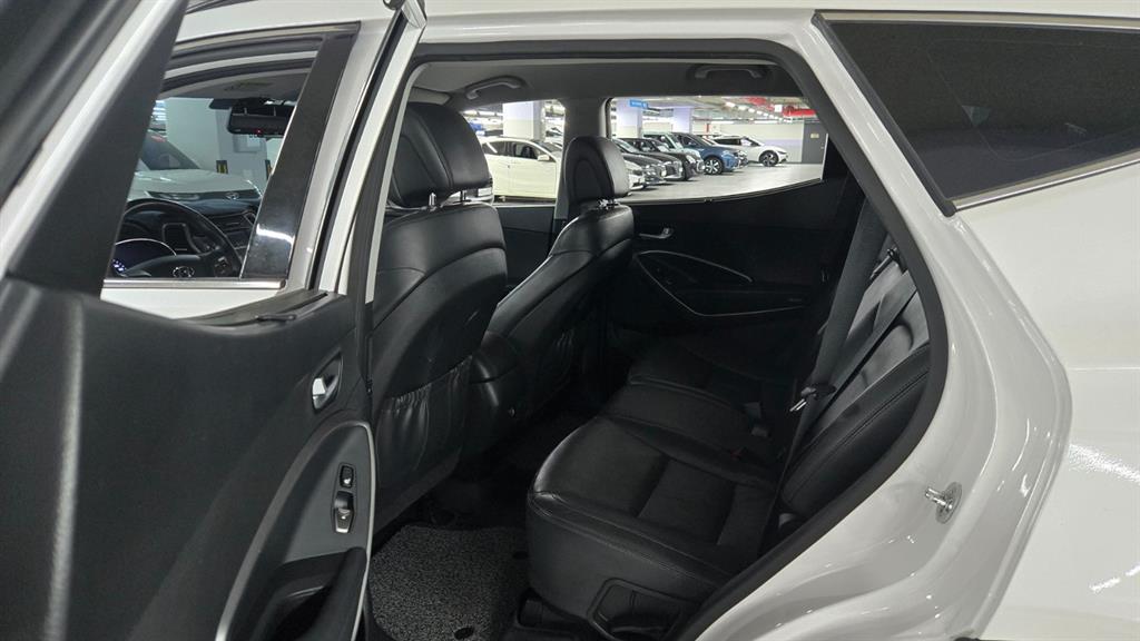 HYUNDAI Santa Fe - Vista 6
