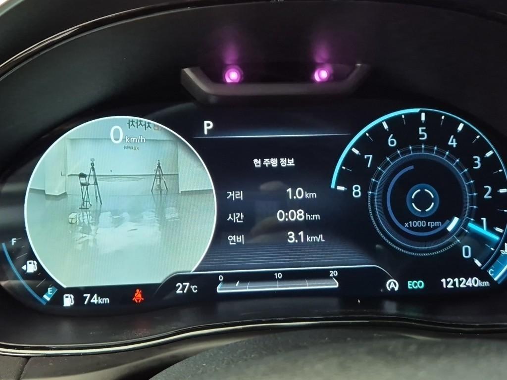 Genesis GV70 - Vista 6