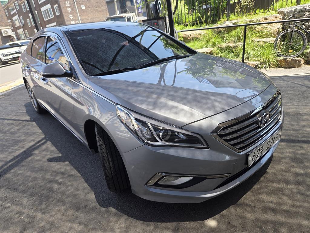 HYUNDAI Sonata - Vista 3