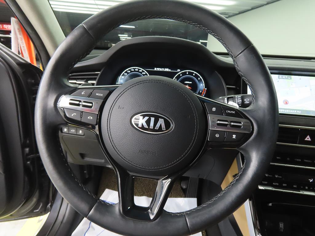 KIA K7 - Vista 8