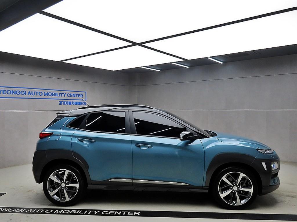 HYUNDAI Kona - Vista 2