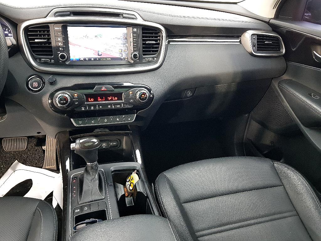 KIA Sorento - Vista 10