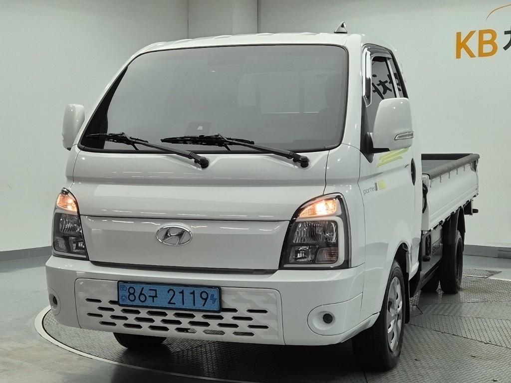 Small Truck Cargo (small) 2023 Blanco - Importación desde Corea - HF Imports Iquique - Foto 1