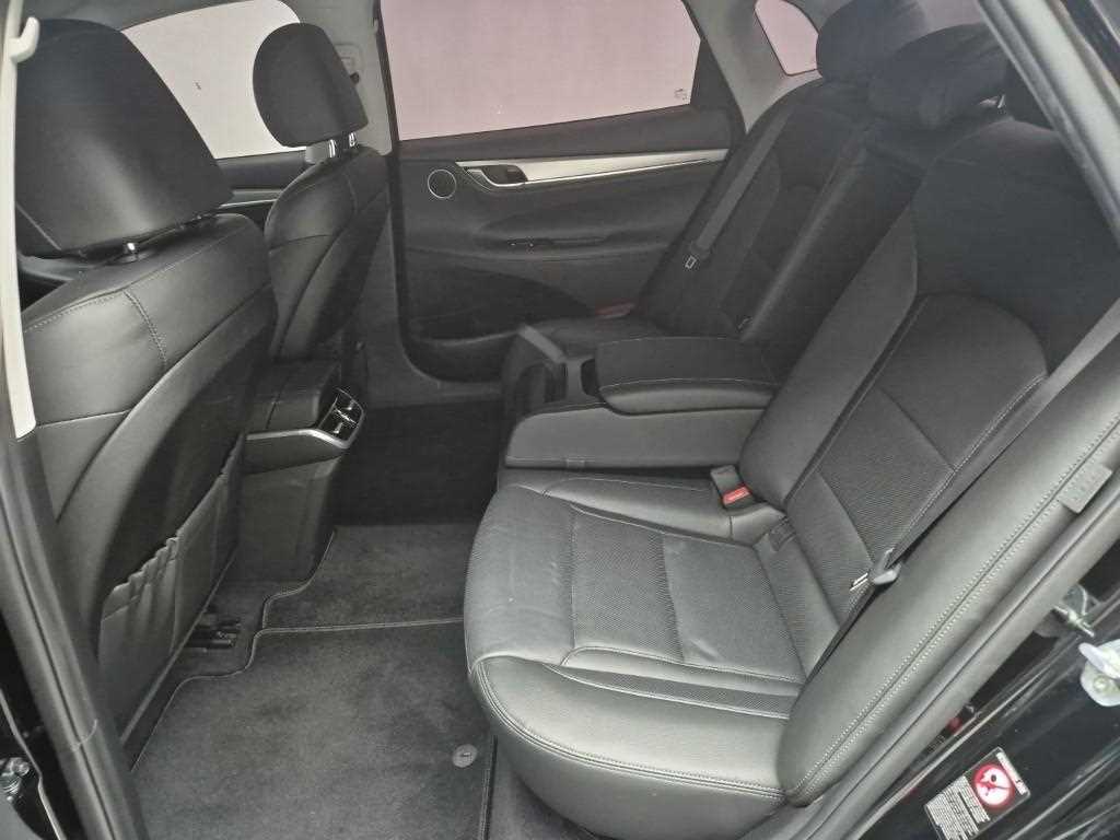 HYUNDAI Grandeur - Vista 12