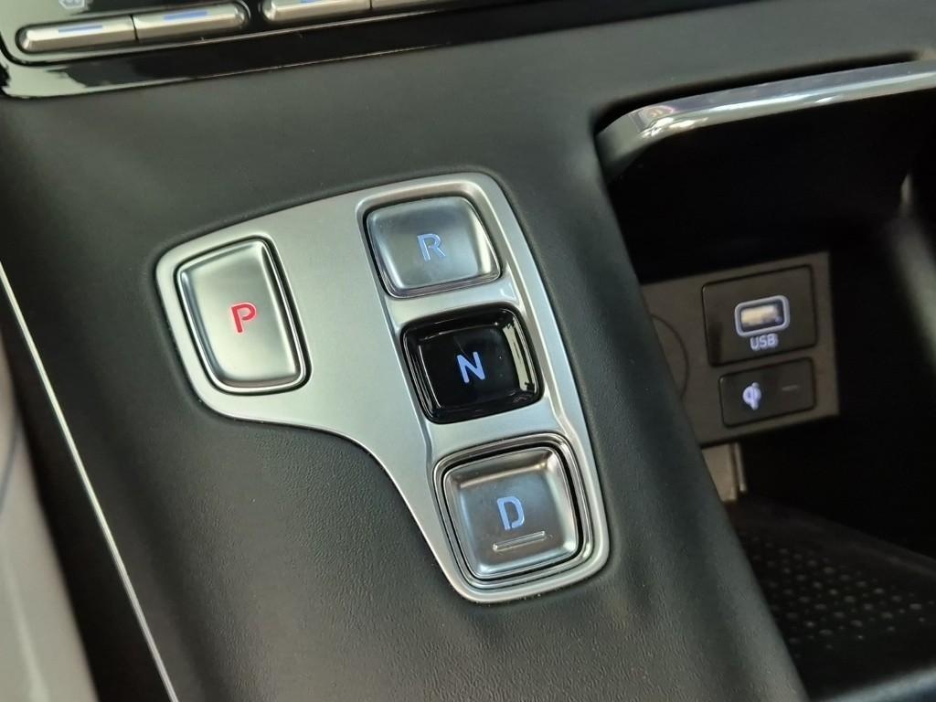 HYUNDAI Grandeur - Vista 8