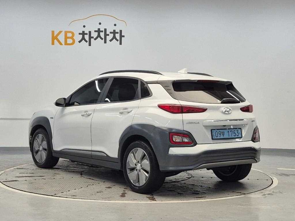 HYUNDAI Kona - Vista 2