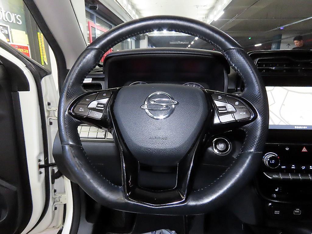 Ssangyong Tivoli - Vista 8